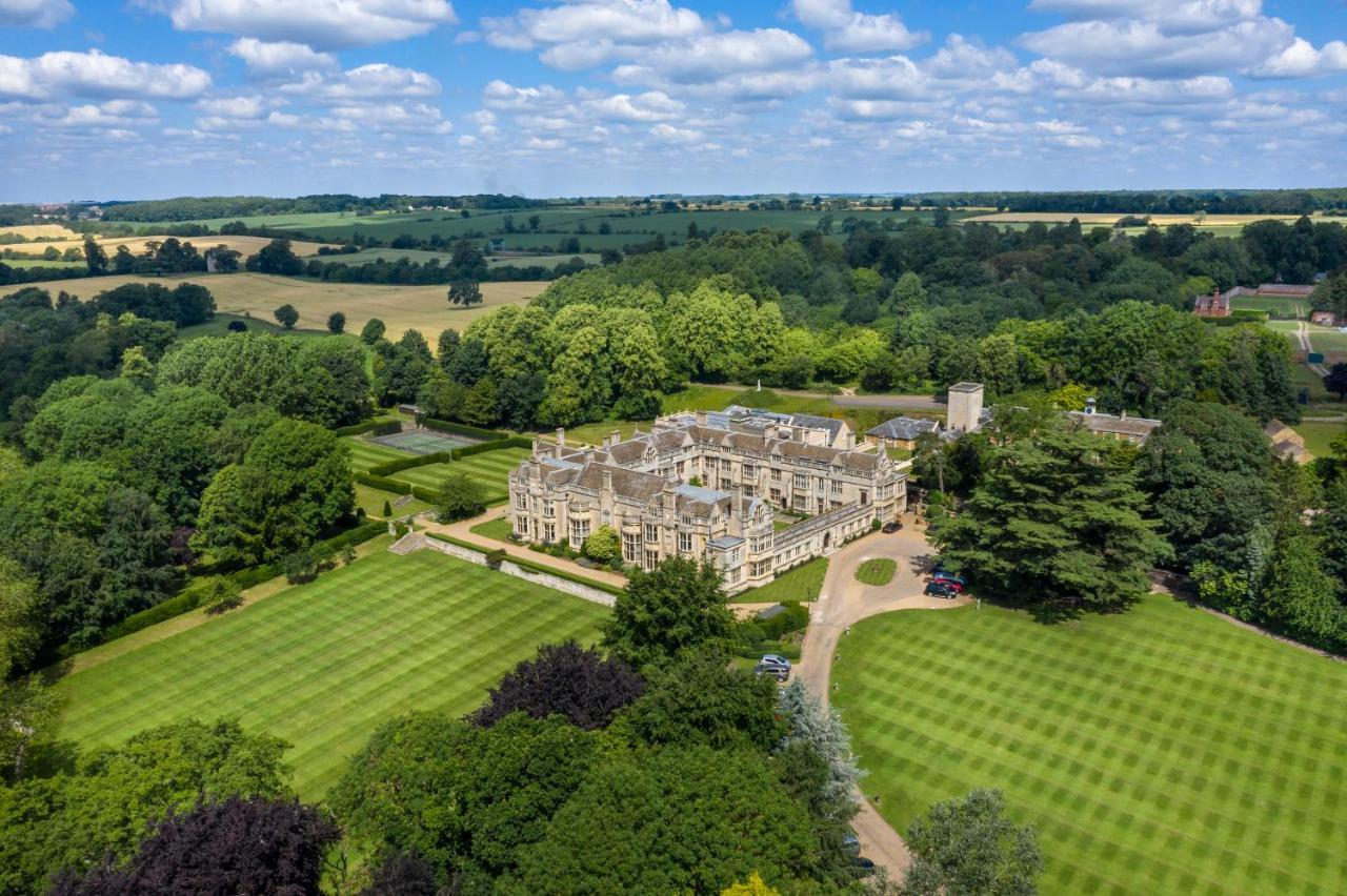 Rushton Hall Hotel And Spa Кетеринг Экстерьер фото