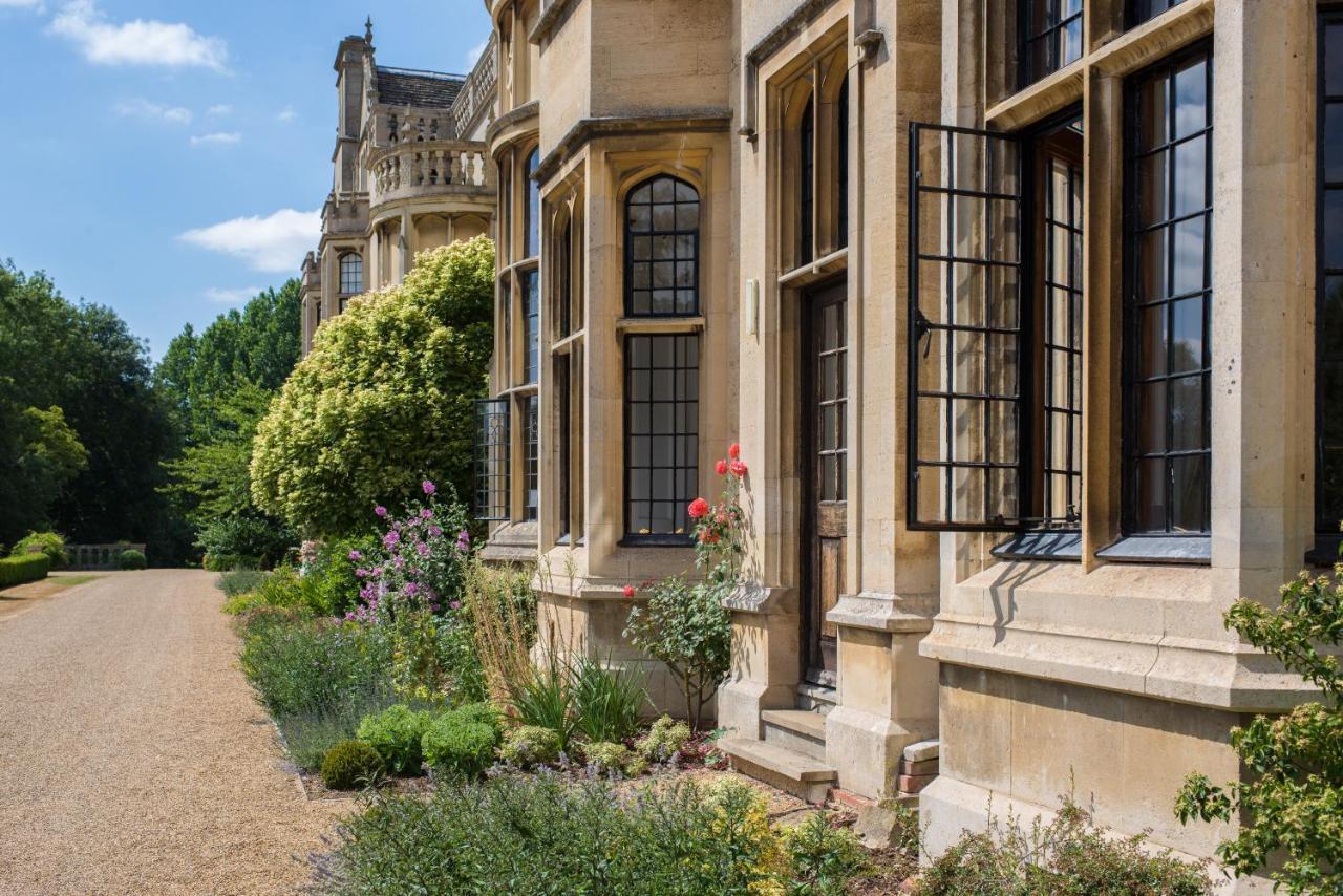 Rushton Hall Hotel And Spa Кетеринг Экстерьер фото