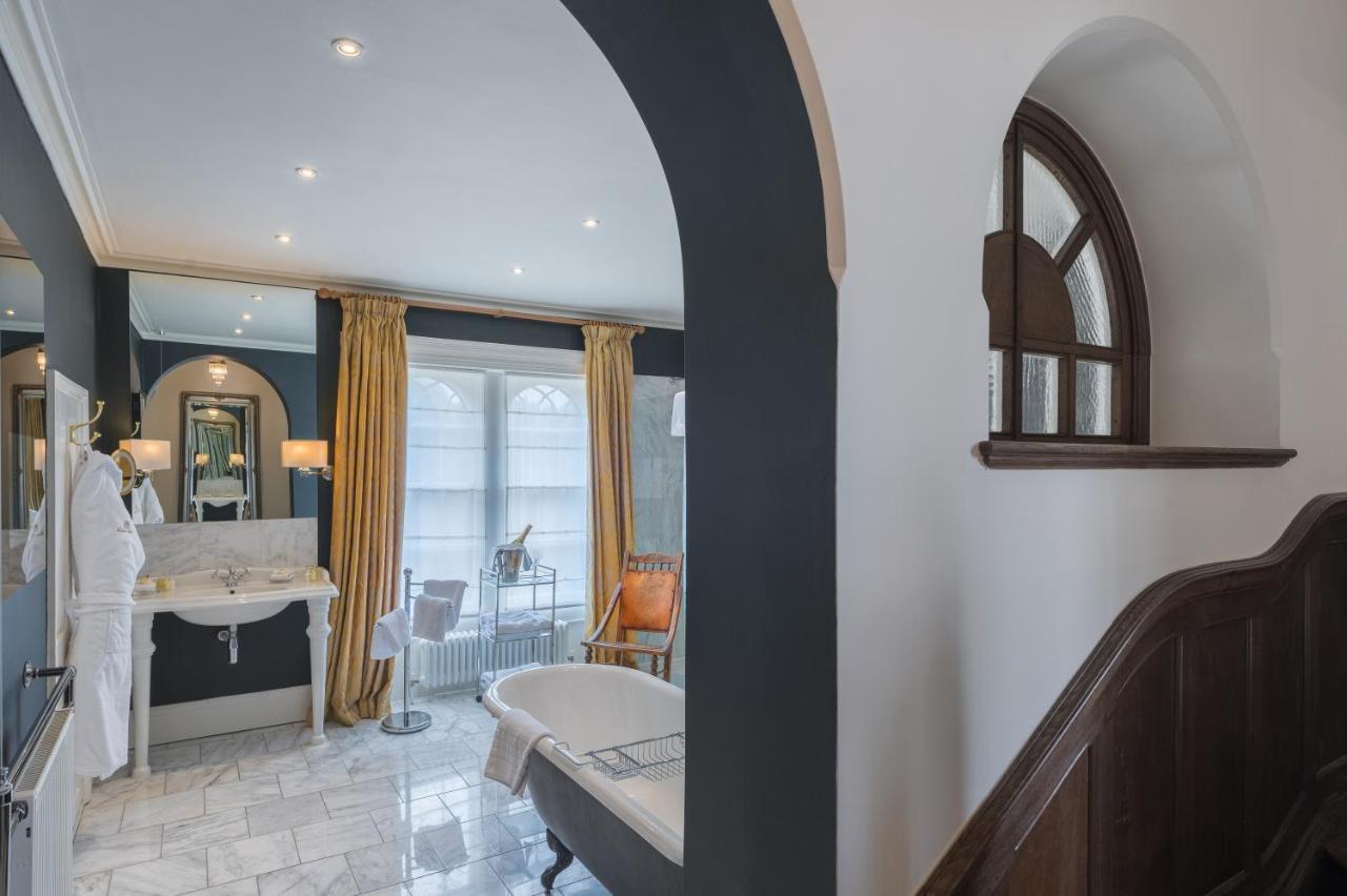 Rushton Hall Hotel And Spa Кетеринг Экстерьер фото